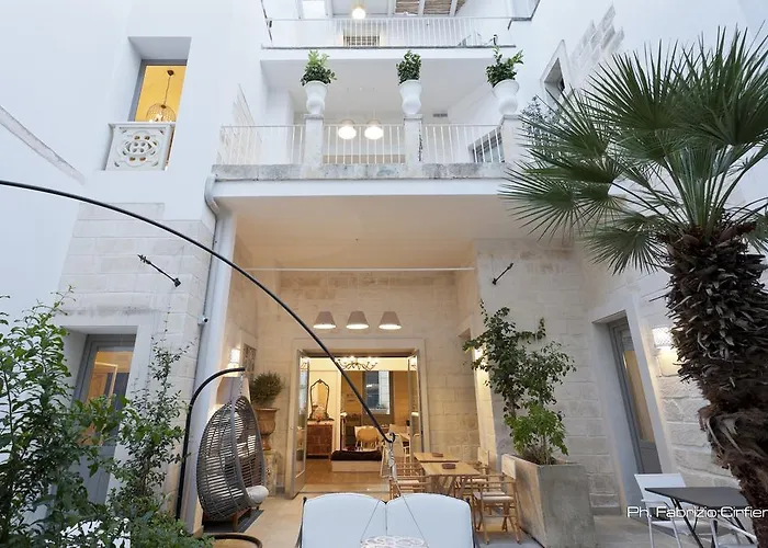 Bed and Breakfast Palazzo Dei Dondoli Lecce